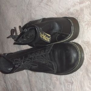 Dr. Martens.  Big boys size 4
